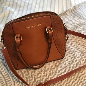 Adrienne Vittadini Purse 👜💓✨